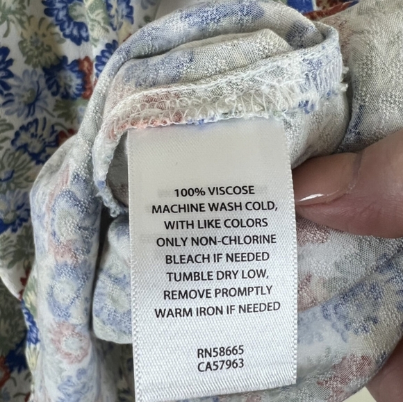 New!Treasure & Bond Womens Peasant Blouse White Floral Short Puff Sleeve Small - Picture 2 of 7